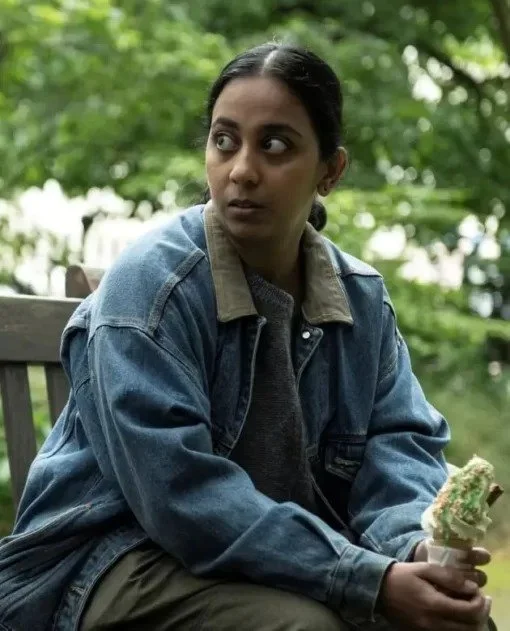 Anjana Vasan Killing Eve S04 Blue Jacket