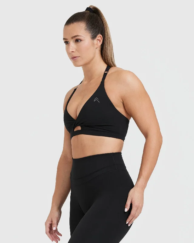 Unified Twist Sports Bra | Black