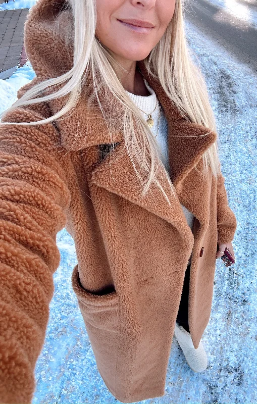 Melrose Teddy Jacket ~ Camel Faux Sherpa