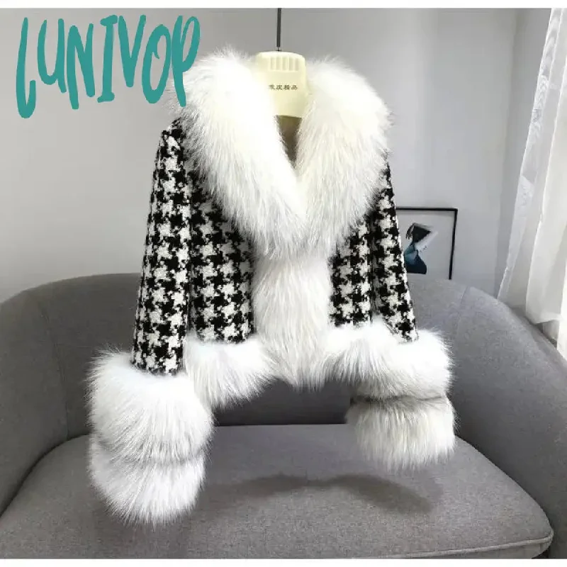 Lunivop Winter Women's Scarf Shawl Women's Knitted Warm Batwing Cape Fox Faux Fur Collar Cape Cape Winter Leather Jacket for Women